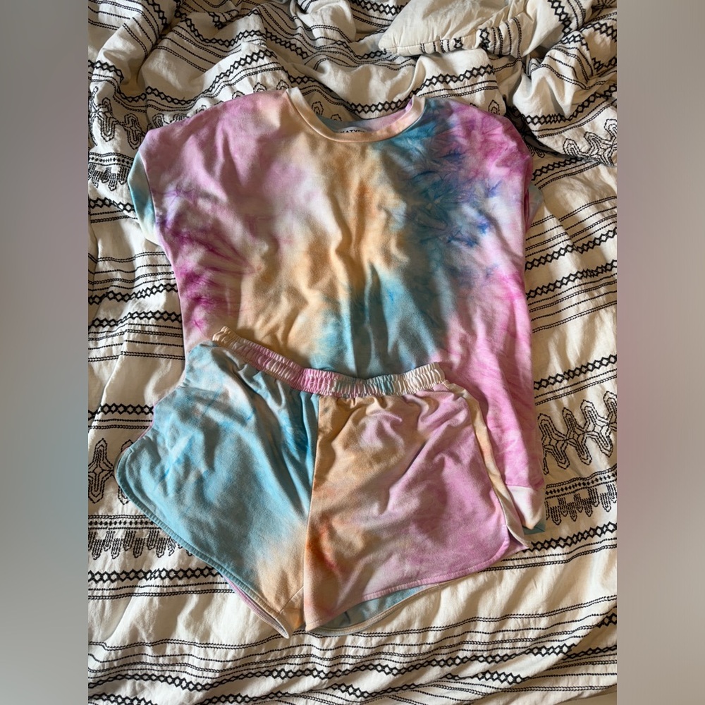 Two piece lounge set